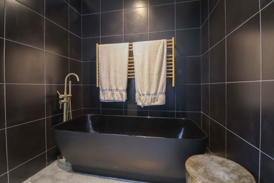 3 Bedroom Property for Sale in The Island Western Cape